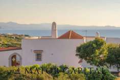 Foto Villa in vendita a Santa Teresa Gallura - 5 locali 165mq