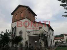 Foto Villa in vendita a Santo Stefano di Magra