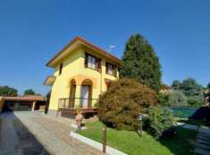 Foto Villa in vendita a Santo Stefano Ticino - 4 locali 215mq