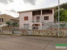 Foto Villa in vendita a Sarroch - 7 locali 150mq