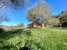 Foto Villa in vendita a Sarzana 350 mq  Rif: 1033523