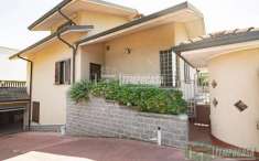 Foto Villa in vendita a Senago
