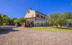 Foto Villa in vendita a Senigallia