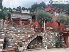 Foto Villa in vendita a Seravezza
