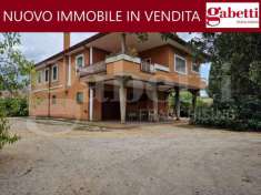 Foto Villa in vendita a Sermoneta