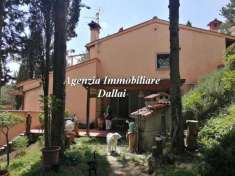 Foto Villa in Vendita a Sesto Fiorentino Loc. Montorsoli