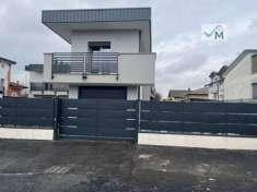 Foto Villa in Vendita a Seveso Baruccana
