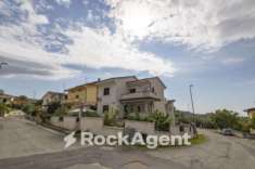 Foto Villa in vendita a Simeri Crichi - 4 locali 185mq