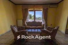 Foto Villa in vendita a Simeri Crichi - 6 locali 320mq