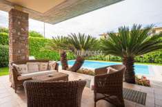 Foto Villa in vendita a Sirmione