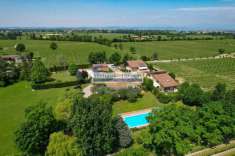 Foto Villa in Vendita a Sirmione