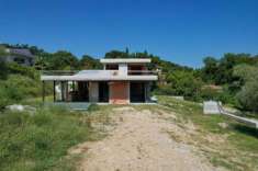 Foto Villa in vendita a Soiano Del Lago - 5 locali 270mq