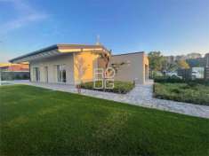 Foto Villa in Vendita a Soiano del Lago