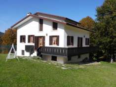 Foto Villa in vendita a Solagna - 12 locali 230mq