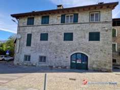 Foto Villa in Vendita a Sonico Piazza Cauzzi