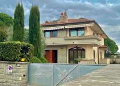Foto Villa in vendita a Sovigliana - Vinci 425 mq  Rif: 1247644
