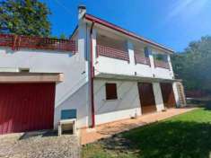 Foto Villa in vendita a Spoleto - 5 locali 260mq