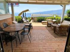 Foto Villa in vendita a Staletti