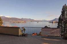 Foto Villa in vendita a Stresa - 6 locali 300mq