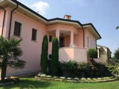 Foto Villa in vendita a Suzzara - 10 locali 500mq