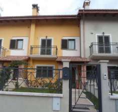 Foto Villa in vendita a Tagliacozzo