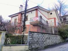 Foto Villa in vendita a Tagliacozzo