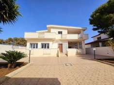 Foto Villa in vendita a Taranto