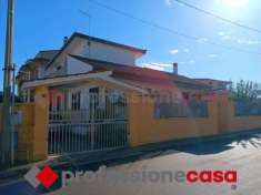 Foto Villa in vendita a Taranto