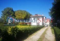 Foto Villa in vendita a Taranto