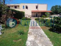 Foto Villa in vendita a Taranto