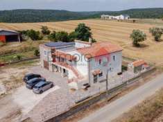 Foto Villa in vendita a Tarquinia