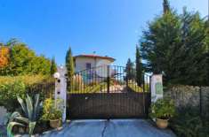 Foto Villa in vendita a Teramo