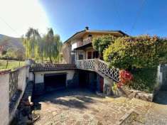 Foto Villa in vendita a Tione Degli Abruzzi - 8 locali 200mq