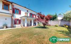 Foto Villa in vendita a Torre Beretti Castellaro