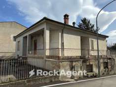 Foto Villa in vendita a Torre De' Passeri