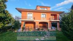 Foto Villa in vendita a Torrevecchia Teatina - 10 locali 427mq