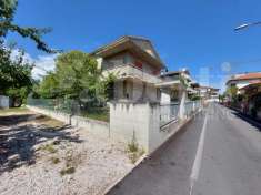 Foto Villa in vendita a Tortoreto