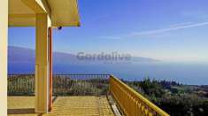 Foto Villa in Vendita a Toscolano-Maderno Gaino
