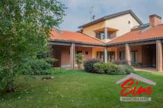 Foto Villa in vendita a Trecate