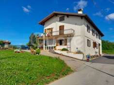 Foto Villa in vendita a Treppo Grande - 6 locali 200mq