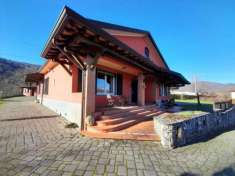 Foto Villa in vendita a Tresana - 7 locali 214mq