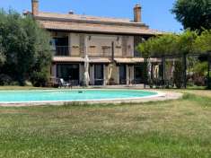 Foto Villa in vendita a Trevignano Romano