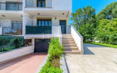 Foto Villa in vendita a Trezzano Sul Naviglio