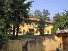 Foto Villa in Vendita a Triuggio