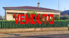 Foto Villa in vendita a Triuggio