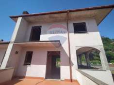 Foto Villa in vendita a Valentano - 4 locali 85mq