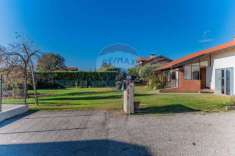 Foto Villa in vendita a Varallo Pombia