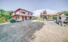 Foto Villa in vendita a Varallo Pombia