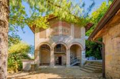 Foto Villa in vendita a Vetto - 8 locali 300mq