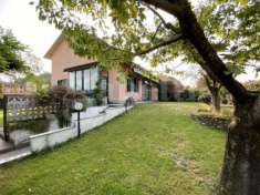 Foto Villa in vendita a Vignate - 5 locali 259mq